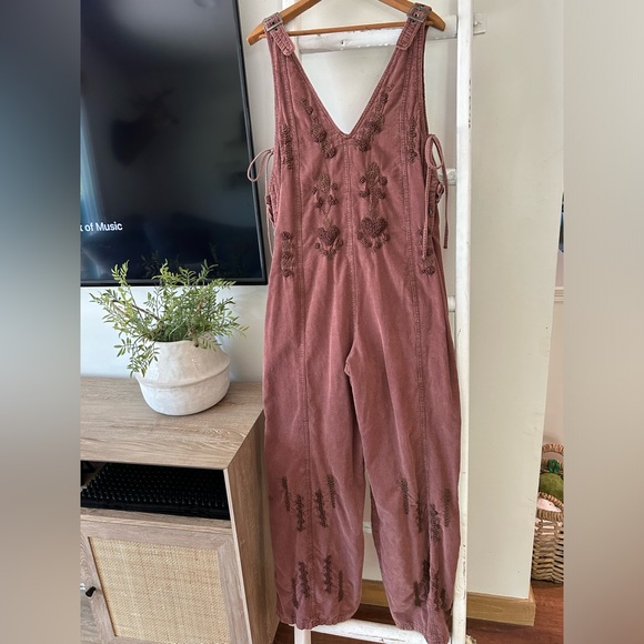 Free People Pants - Free people embroidered overalls size medium